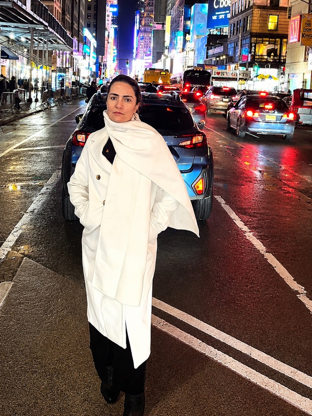 NEW HOUSE OF HARLOW LUXURY WOOD REMOVABLE SCARF COAT SIZE L
🚨NO DISCOUNT